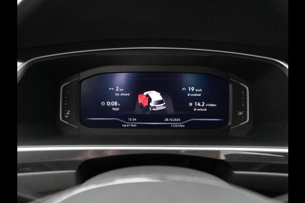 Volkswagen Tiguan 1.5 TSI ACT 150pk DSG Highline R-Line Panorama Camera Trekhaak Keyless Carplay 173 Volkswagen Tiguan 1.5 TSI ACT 150pk DSG Highline R-Line Panorama Camera Trekhaak Keyless Carplay 173