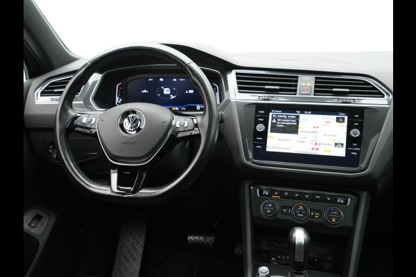 Volkswagen Tiguan 1.5 TSI ACT 150pk DSG Highline R-Line Panorama Camera Trekhaak Keyless Carplay 173 Volkswagen Tiguan 1.5 TSI ACT 150pk DSG Highline R-Line Panorama Camera Trekhaak Keyless Carplay 173
