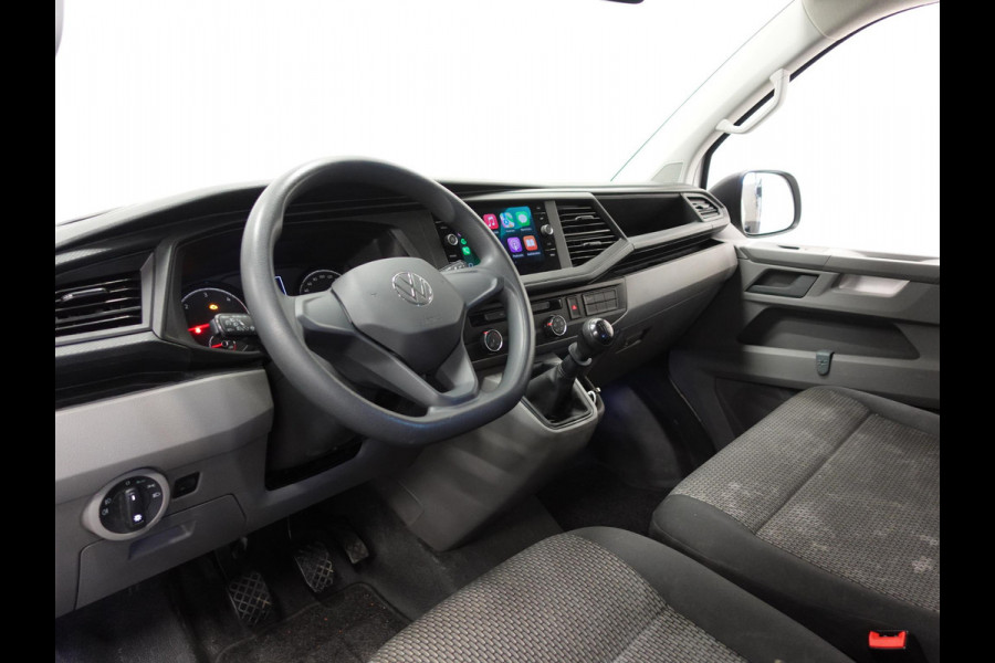 Volkswagen Transporter 2.0 TDI 110pk L2H1 Navigatie Apple Carplay/Android Auto Trekhaak Camera Parkeersensoren achter Cruise Control Airco