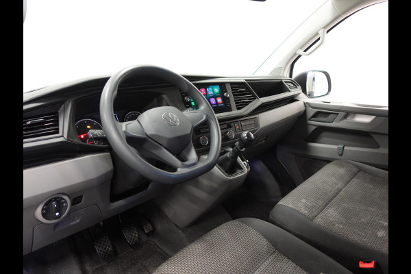 Volkswagen Transporter 2.0 TDI 110pk L2H1 Navigatie Apple Carplay/Android Auto Trekhaak Camera Parkeersensoren achter Cruise Control Airco