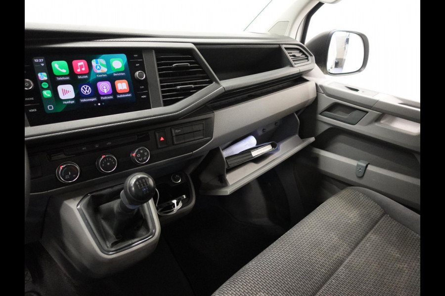 Volkswagen Transporter 2.0 TDI 110pk L2H1 Navigatie Apple Carplay/Android Auto Trekhaak Camera Parkeersensoren achter Cruise Control Airco
