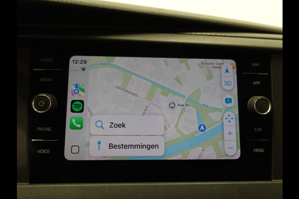 Volkswagen Transporter 2.0 TDI 110pk L2H1 Navigatie Apple Carplay/Android Auto Trekhaak Camera Parkeersensoren achter Cruise Control Airco