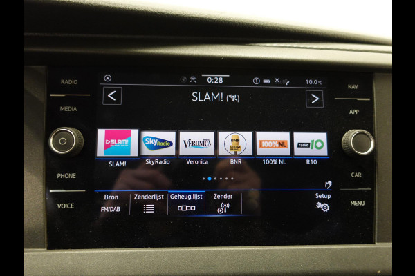 Volkswagen Transporter 2.0 TDI 110pk L2H1 Navigatie Apple Carplay/Android Auto Trekhaak Camera Parkeersensoren achter Cruise Control Airco