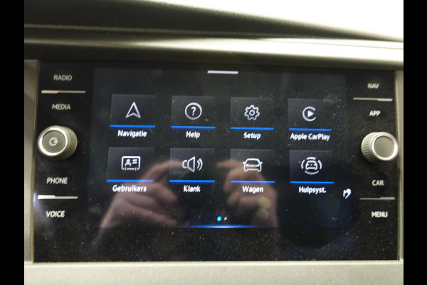 Volkswagen Transporter 2.0 TDI 110pk L2H1 Navigatie Apple Carplay/Android Auto Trekhaak Camera Parkeersensoren achter Cruise Control Airco