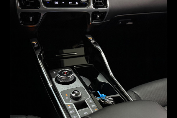 Kia Sorento 1.6 T-GDI Plug-in Hybrid 4WD DynamicLine 7p. | Luxe Leer | Afn. Trekhaak | Winterpakket | Adaptive Cruise Kia Sorento 1.6 T-GDI Plug-in Hybrid 4WD DynamicLine 7p. | Luxe Leer | Afn. Trekhaak | Winterpakket | Adaptive Cruise