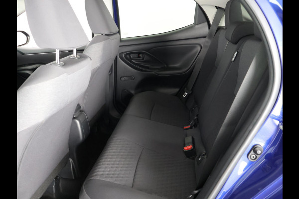 Toyota Yaris 1.5 HYBRID BI-TONE AUTOMAAT NAVI GARANTIE 6-2032 PARKEERCAMERA.APPLE /ANDROID CARPLAY Toyota Yaris 1.5 HYBRID BI-TONE AUTOMAAT NAVI GARANTIE 6-2032 PARKEERCAMERA.APPLE /ANDROID CARPLAY