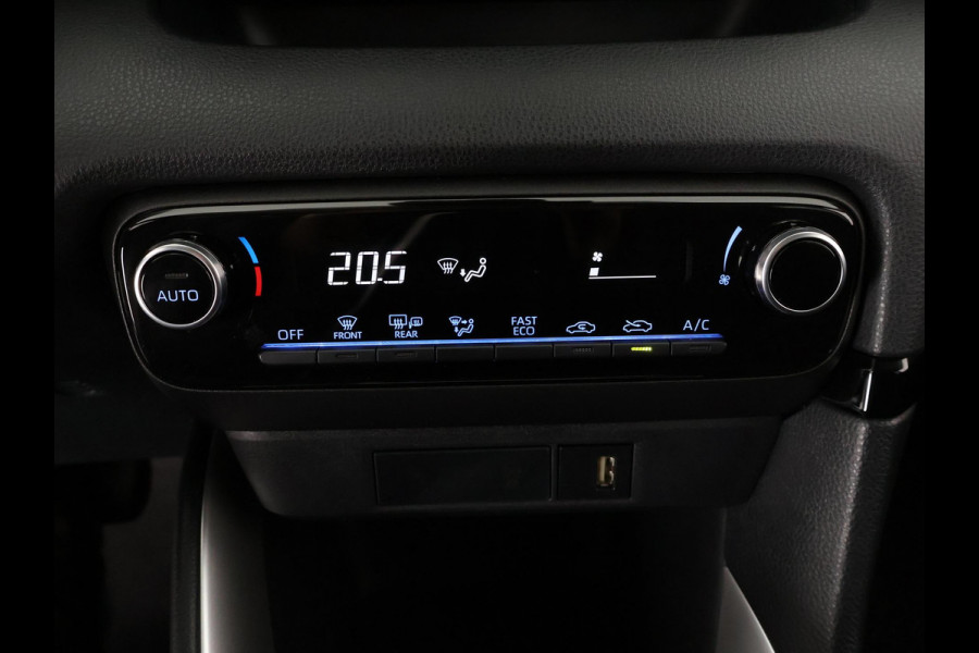 Toyota Yaris 1.5 HYBRID BI-TONE AUTOMAAT NAVI GARANTIE 6-2032 PARKEERCAMERA.APPLE /ANDROID CARPLAY Toyota Yaris 1.5 HYBRID BI-TONE AUTOMAAT NAVI GARANTIE 6-2032 PARKEERCAMERA.APPLE /ANDROID CARPLAY