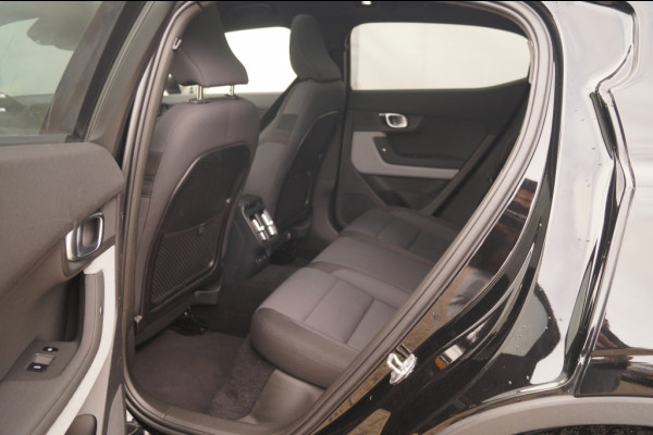 Polestar 2 Long Range Dual Motor 78kWh Launch Edition -PANO-TREKHAAK- Polestar 2 Long Range Dual Motor 78kWh Launch Edition -PANO-TREKHAAK-