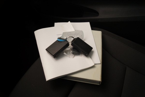 Polestar 2 Long Range Dual Motor 78kWh Launch Edition -PANO-TREKHAAK- Polestar 2 Long Range Dual Motor 78kWh Launch Edition -PANO-TREKHAAK-