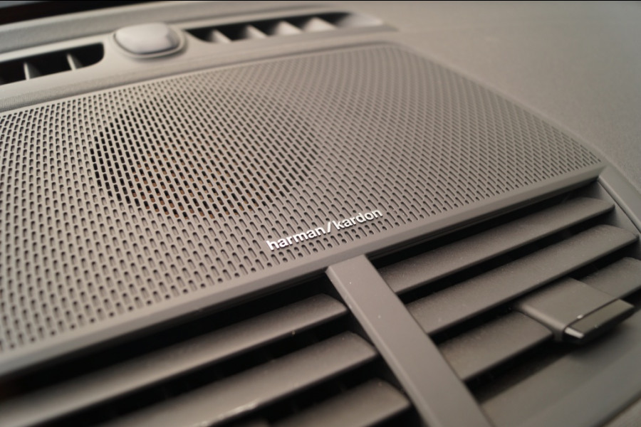 Polestar 2 Long Range Dual Motor 78kWh Launch Edition -PANO-TREKHAAK- Polestar 2 Long Range Dual Motor 78kWh Launch Edition -PANO-TREKHAAK-