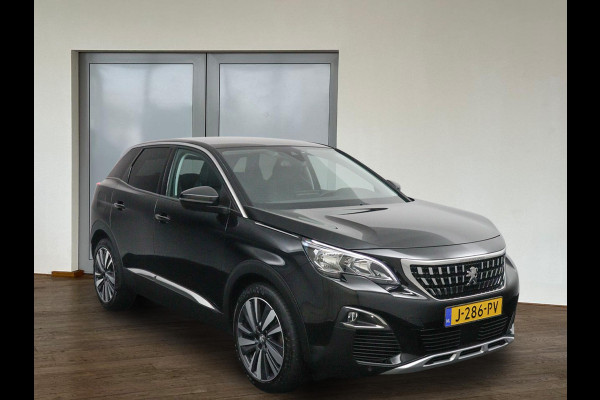 Peugeot 3008 1.2 PureTech Allure*NAVI*ECC*CRUISE*CARPLAY* Peugeot 3008 1.2 PureTech Allure*NAVI*ECC*CRUISE*CARPLAY*