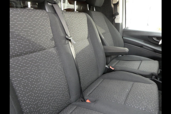 Mercedes-Benz Vito 114 CDI Lang L2 automaat 3 zits camera Mercedes-Benz Vito 114 CDI Lang L2 automaat 3 zits camera