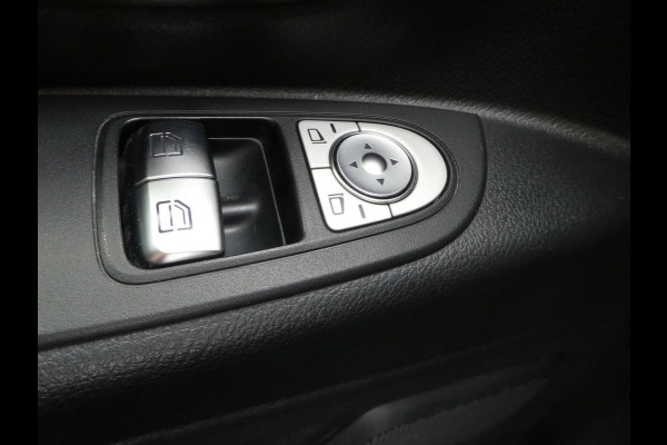 Mercedes-Benz Vito 114 CDI Lang L2 automaat 3 zits camera Mercedes-Benz Vito 114 CDI Lang L2 automaat 3 zits camera