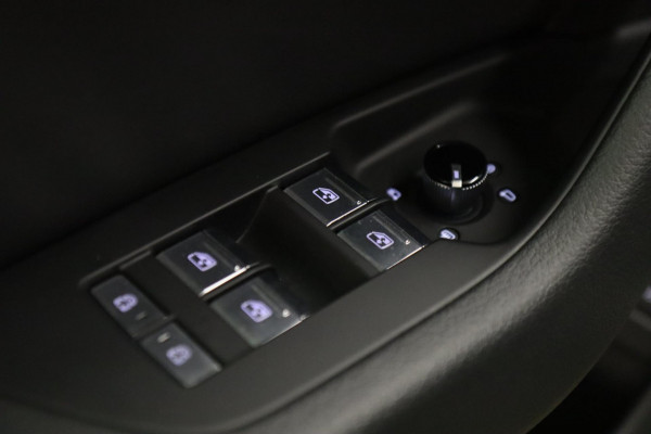 Audi A6 Avant 55 TFSI e quattro Competition /PANO/SFEER/MEMORY/360CAM/VOL Audi A6 Avant 55 TFSI e quattro Competition /PANO/SFEER/MEMORY/360CAM/VOL