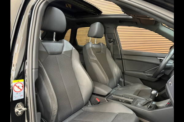 Audi Q3 45 TFSI e S Edition | S-Line | Pano | Trekhaak | Virtual Cockpit | Carplay | Half Leer | 19' inch