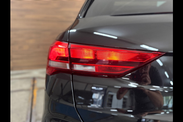 Audi Q3 45 TFSI e S Edition | S-Line | Pano | Trekhaak | Virtual Cockpit | Carplay | Half Leer | 19' inch