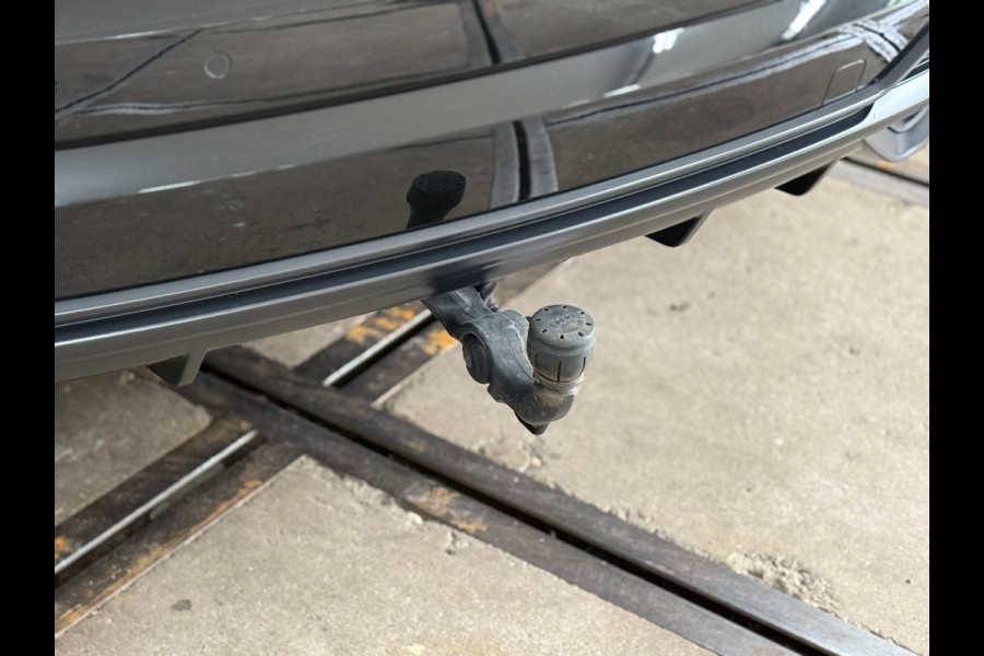 Audi Q3 45 TFSI e S Edition | S-Line | Pano | Trekhaak | Virtual Cockpit | Carplay | Half Leer | 19' inch