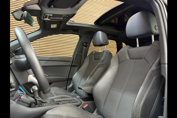 Audi Q3 45 TFSI e S Edition | S-Line | Pano | Trekhaak | Virtual Cockpit | Carplay | Half Leer | 19' inch