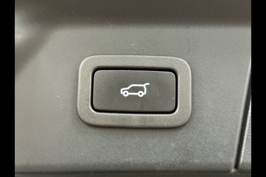 Land Rover Range Rover Velar 2.0 P400e | Pano | Leder | HUD | Adaptive Cruise | Camera | Meridian Land Rover Range Rover Velar 2.0 P400e | Pano | Leder | HUD | Adaptive Cruise | Camera | Meridian