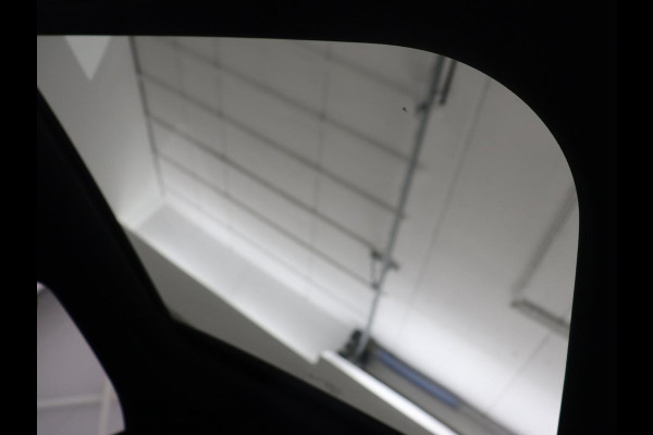 Mercedes-Benz A-Klasse 250e AMG | Panoramadak | Trekhaak | Memory | Matrix LED | Sfeerverlichting | Leder/Alcantara | Stoelverwarming | Keyless | Camera | Navigatie | Widescreen | PHEV | Plug In