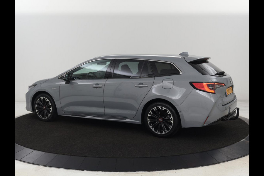 Toyota Corolla 2.0 Hybrid GR-Sport | Trekhaak | Stoelverwarming | Adaptive cruise | Carplay | Navigatie | Keyless | Sportstoelen | Full LED | Half leder | Climate control Toyota Corolla 2.0 Hybrid GR-Sport | Trekhaak | Stoelverwarming | Adaptive cruise | Carplay | Navigatie | Keyless | Sportstoelen | Full LED | Half leder | Climate control