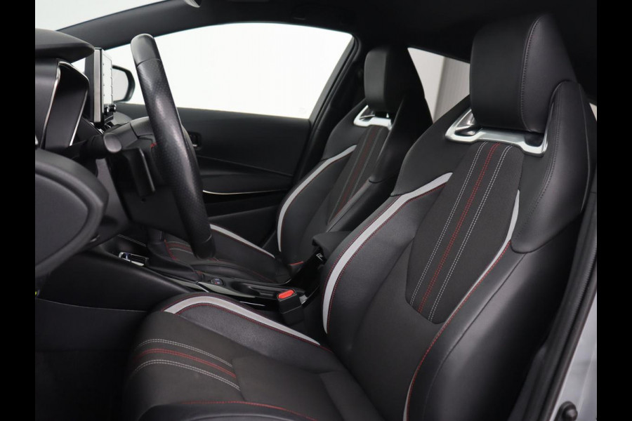 Toyota Corolla 2.0 Hybrid GR-Sport | Trekhaak | Stoelverwarming | Adaptive cruise | Carplay | Navigatie | Keyless | Sportstoelen | Full LED | Half leder | Climate control Toyota Corolla 2.0 Hybrid GR-Sport | Trekhaak | Stoelverwarming | Adaptive cruise | Carplay | Navigatie | Keyless | Sportstoelen | Full LED | Half leder | Climate control