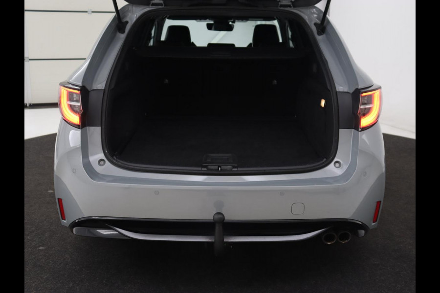 Toyota Corolla 2.0 Hybrid GR-Sport | Trekhaak | Stoelverwarming | Adaptive cruise | Carplay | Navigatie | Keyless | Sportstoelen | Full LED | Half leder | Climate control Toyota Corolla 2.0 Hybrid GR-Sport | Trekhaak | Stoelverwarming | Adaptive cruise | Carplay | Navigatie | Keyless | Sportstoelen | Full LED | Half leder | Climate control