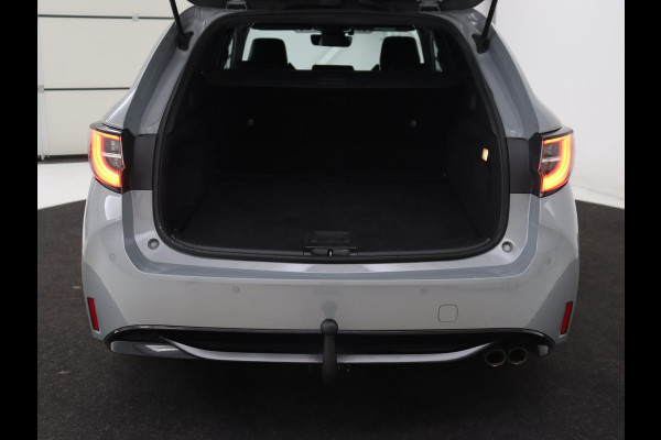 Toyota Corolla 2.0 Hybrid GR-Sport | Trekhaak | Stoelverwarming | Adaptive cruise | Carplay | Navigatie | Keyless | Sportstoelen | Full LED | Half leder | Climate control Toyota Corolla 2.0 Hybrid GR-Sport | Trekhaak | Stoelverwarming | Adaptive cruise | Carplay | Navigatie | Keyless | Sportstoelen | Full LED | Half leder | Climate control