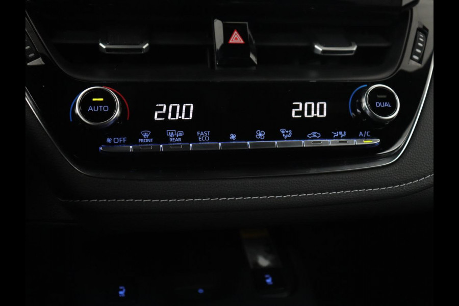 Toyota Corolla 2.0 Hybrid GR-Sport | Trekhaak | Stoelverwarming | Adaptive cruise | Carplay | Navigatie | Keyless | Sportstoelen | Full LED | Half leder | Climate control Toyota Corolla 2.0 Hybrid GR-Sport | Trekhaak | Stoelverwarming | Adaptive cruise | Carplay | Navigatie | Keyless | Sportstoelen | Full LED | Half leder | Climate control