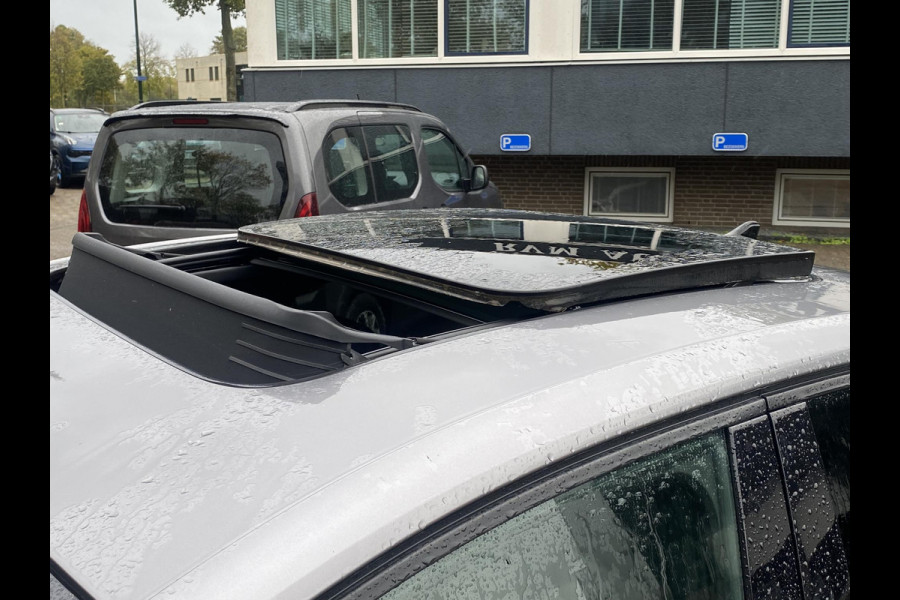 Audi Q4 Sportback e-tron 50 quattro S edition 77 kWh S-LINE IN -ENTERIEUR | PANO | ADD.CRUISE | CAMERA | ELEC STOELEN MET GEHEUGEN | RIJKLAAR GELEVERD Audi Q4 Sportback e-tron 50 quattro S edition 77 kWh S-LINE IN -ENTERIEUR | PANO | ADD.CRUISE | CAMERA | ELEC STOELEN MET GEHEUGEN | RIJKLAAR GELEVERD