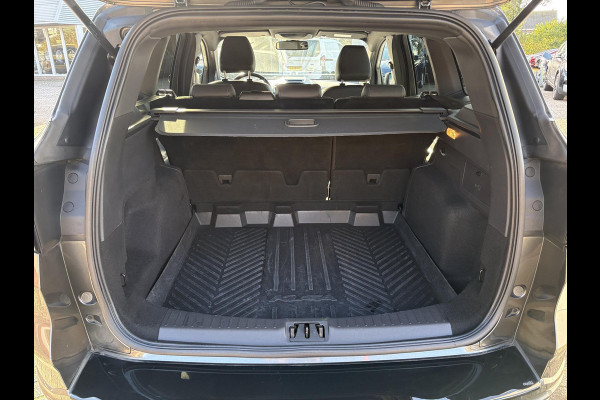 Ford Kuga 1.5 EcoBoost ST-Line 150pk | Trekhaak | Winter Pack | Parkeersensoren | 2000kg Trekgewicht! | Dealer Onderhouden | Ford Kuga 1.5 EcoBoost ST-Line 150pk | Trekhaak | Winter Pack | Parkeersensoren | 2000kg Trekgewicht! | Dealer Onderhouden |