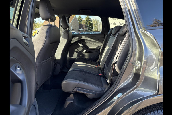 Ford Kuga 1.5 EcoBoost ST-Line 150pk | Trekhaak | Winter Pack | Parkeersensoren | 2000kg Trekgewicht! | Dealer Onderhouden | Ford Kuga 1.5 EcoBoost ST-Line 150pk | Trekhaak | Winter Pack | Parkeersensoren | 2000kg Trekgewicht! | Dealer Onderhouden |