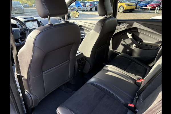 Ford Kuga 1.5 EcoBoost ST-Line 150pk | Trekhaak | Winter Pack | Parkeersensoren | 2000kg Trekgewicht! | Dealer Onderhouden | Ford Kuga 1.5 EcoBoost ST-Line 150pk | Trekhaak | Winter Pack | Parkeersensoren | 2000kg Trekgewicht! | Dealer Onderhouden |