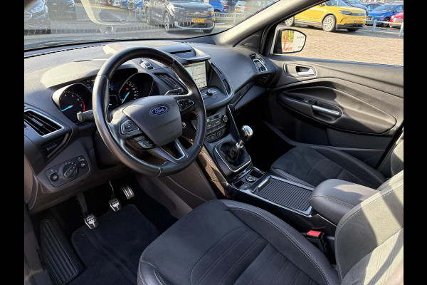 Ford Kuga 1.5 EcoBoost ST-Line 150pk | Trekhaak | Winter Pack | Parkeersensoren | 2000kg Trekgewicht! | Dealer Onderhouden | Ford Kuga 1.5 EcoBoost ST-Line 150pk | Trekhaak | Winter Pack | Parkeersensoren | 2000kg Trekgewicht! | Dealer Onderhouden |