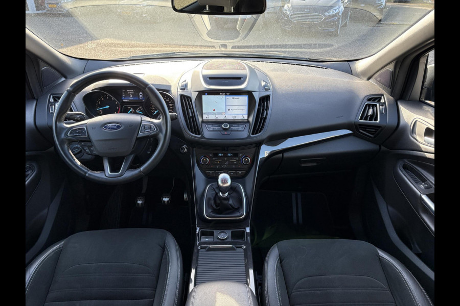 Ford Kuga 1.5 EcoBoost ST-Line 150pk | Trekhaak | Winter Pack | Parkeersensoren | 2000kg Trekgewicht! | Dealer Onderhouden | Ford Kuga 1.5 EcoBoost ST-Line 150pk | Trekhaak | Winter Pack | Parkeersensoren | 2000kg Trekgewicht! | Dealer Onderhouden |