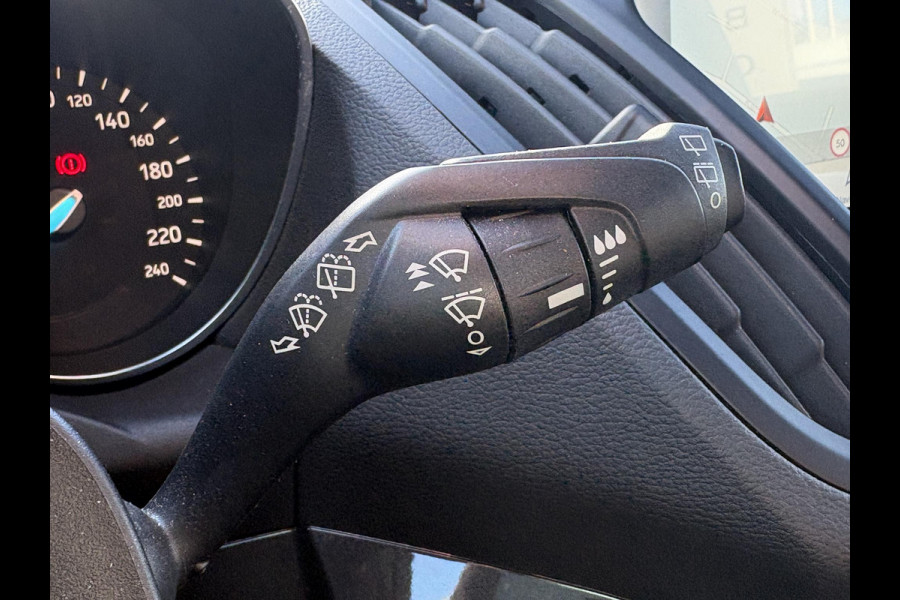 Ford Kuga 1.5 EcoBoost ST-Line 150pk | Trekhaak | Winter Pack | Parkeersensoren | 2000kg Trekgewicht! | Dealer Onderhouden | Ford Kuga 1.5 EcoBoost ST-Line 150pk | Trekhaak | Winter Pack | Parkeersensoren | 2000kg Trekgewicht! | Dealer Onderhouden |