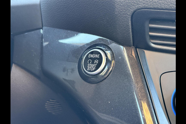 Ford Kuga 1.5 EcoBoost ST-Line 150pk | Trekhaak | Winter Pack | Parkeersensoren | 2000kg Trekgewicht! | Dealer Onderhouden | Ford Kuga 1.5 EcoBoost ST-Line 150pk | Trekhaak | Winter Pack | Parkeersensoren | 2000kg Trekgewicht! | Dealer Onderhouden |