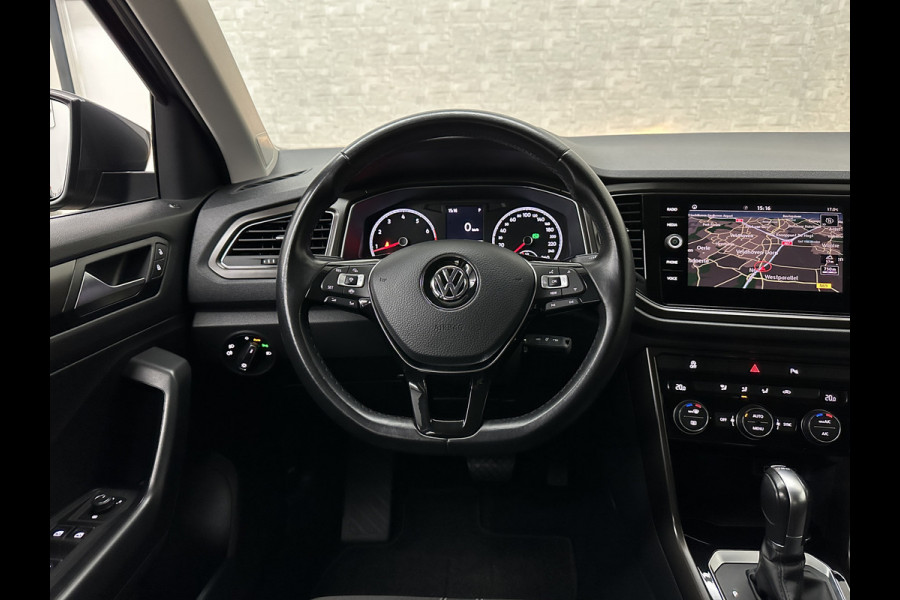Volkswagen T-Roc 1.5 TSI | ACC | Origineel NL | BOVAG Garantie | Trekhaak | Camera | Lane Assist | Groot Navi | Carplay | Climate Control | Getint Glas | 17'' | Volkswagen T-Roc 1.5 TSI | ACC | Origineel NL | BOVAG Garantie | Trekhaak | Camera | Lane Assist | Groot Navi | Carplay | Climate Control | Getint Glas | 17'' |