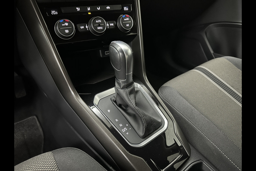 Volkswagen T-Roc 1.5 TSI | ACC | Origineel NL | BOVAG Garantie | Trekhaak | Camera | Lane Assist | Groot Navi | Carplay | Climate Control | Getint Glas | 17'' | Volkswagen T-Roc 1.5 TSI | ACC | Origineel NL | BOVAG Garantie | Trekhaak | Camera | Lane Assist | Groot Navi | Carplay | Climate Control | Getint Glas | 17'' |