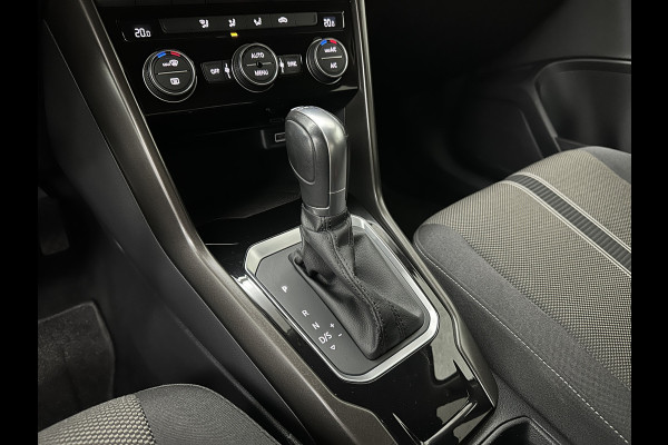 Volkswagen T-Roc 1.5 TSI | ACC | Origineel NL | BOVAG Garantie | Trekhaak | Camera | Lane Assist | Groot Navi | Carplay | Climate Control | Getint Glas | 17'' | Volkswagen T-Roc 1.5 TSI | ACC | Origineel NL | BOVAG Garantie | Trekhaak | Camera | Lane Assist | Groot Navi | Carplay | Climate Control | Getint Glas | 17'' |