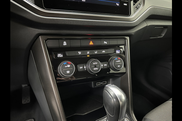 Volkswagen T-Roc 1.5 TSI | ACC | Origineel NL | BOVAG Garantie | Trekhaak | Camera | Lane Assist | Groot Navi | Carplay | Climate Control | Getint Glas | 17'' | Volkswagen T-Roc 1.5 TSI | ACC | Origineel NL | BOVAG Garantie | Trekhaak | Camera | Lane Assist | Groot Navi | Carplay | Climate Control | Getint Glas | 17'' |