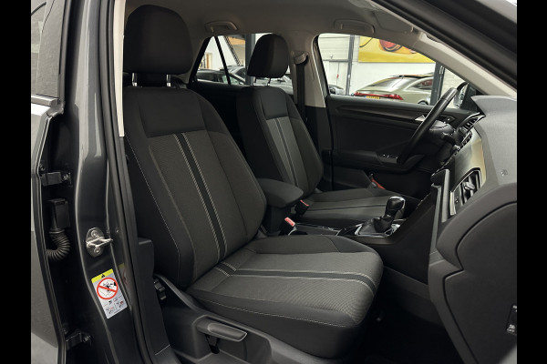 Volkswagen T-Roc 1.5 TSI | ACC | Origineel NL | BOVAG Garantie | Trekhaak | Camera | Lane Assist | Groot Navi | Carplay | Climate Control | Getint Glas | 17'' | Volkswagen T-Roc 1.5 TSI | ACC | Origineel NL | BOVAG Garantie | Trekhaak | Camera | Lane Assist | Groot Navi | Carplay | Climate Control | Getint Glas | 17'' |