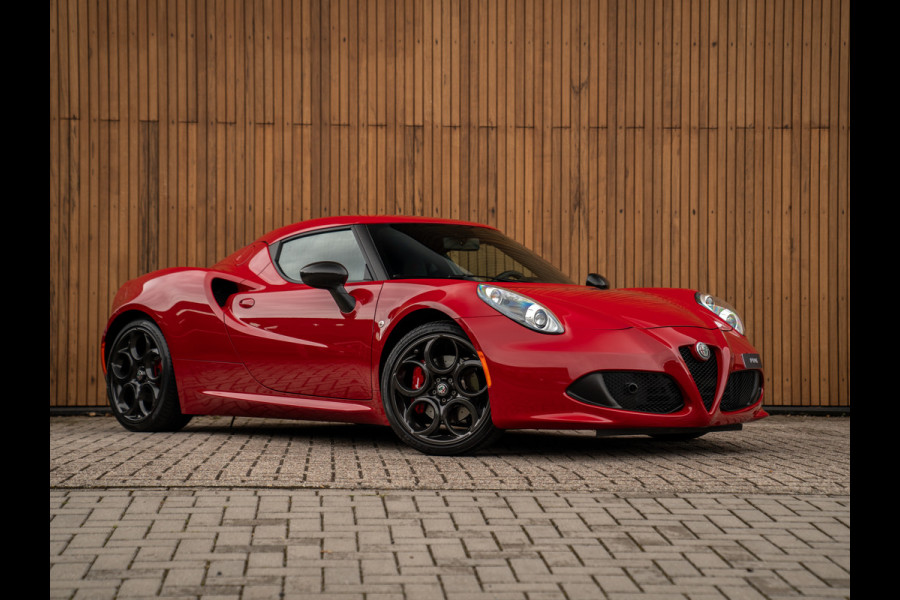 Alfa Romeo 4C 1750TBI TCT Edizione Speciale | nr. 062/100 | Akrapovic | Subliem! Alfa Romeo 4C 1750TBI TCT Edizione Speciale | nr. 062/100 | Akrapovic | Subliem!