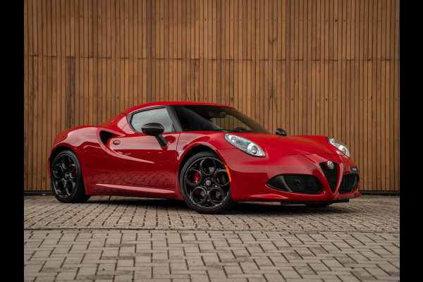 Alfa Romeo 4C 1750TBI TCT Edizione Speciale | nr. 062/100 | Akrapovic | Subliem! Alfa Romeo 4C 1750TBI TCT Edizione Speciale | nr. 062/100 | Akrapovic | Subliem!