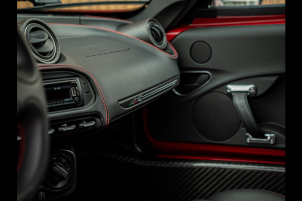 Alfa Romeo 4C 1750TBI TCT Edizione Speciale | nr. 062/100 | Akrapovic | Subliem! Alfa Romeo 4C 1750TBI TCT Edizione Speciale | nr. 062/100 | Akrapovic | Subliem!