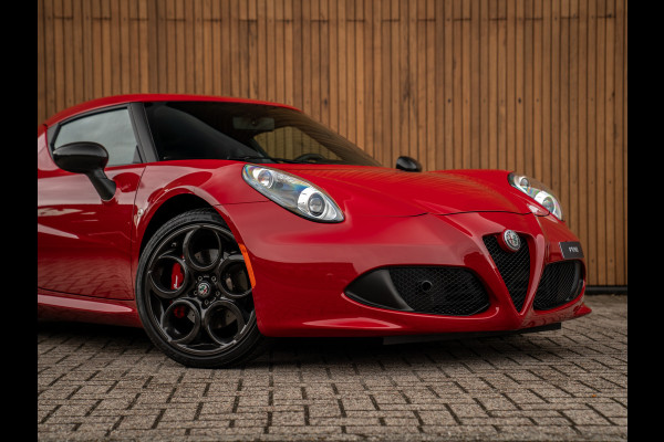 Alfa Romeo 4C 1750TBI TCT Edizione Speciale | nr. 062/100 | Akrapovic | Subliem! Alfa Romeo 4C 1750TBI TCT Edizione Speciale | nr. 062/100 | Akrapovic | Subliem!