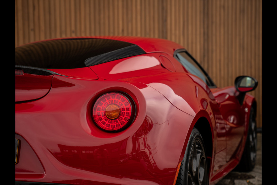 Alfa Romeo 4C 1750TBI TCT Edizione Speciale | nr. 062/100 | Akrapovic | Subliem! Alfa Romeo 4C 1750TBI TCT Edizione Speciale | nr. 062/100 | Akrapovic | Subliem!