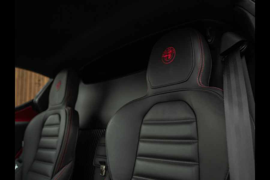 Alfa Romeo 4C 1750TBI TCT Edizione Speciale | nr. 062/100 | Akrapovic | Subliem! Alfa Romeo 4C 1750TBI TCT Edizione Speciale | nr. 062/100 | Akrapovic | Subliem!