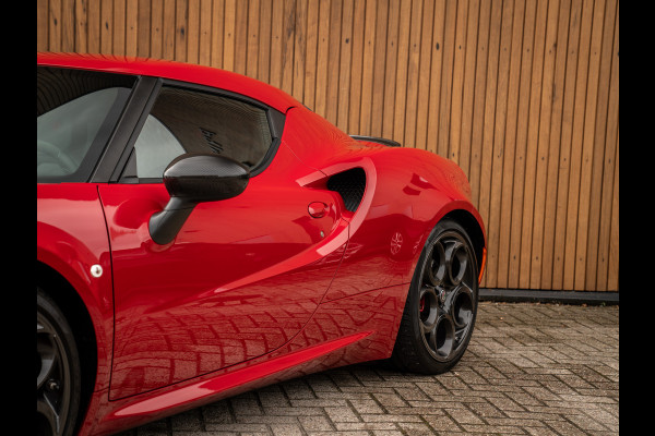 Alfa Romeo 4C 1750TBI TCT Edizione Speciale | nr. 062/100 | Akrapovic | Subliem! Alfa Romeo 4C 1750TBI TCT Edizione Speciale | nr. 062/100 | Akrapovic | Subliem!