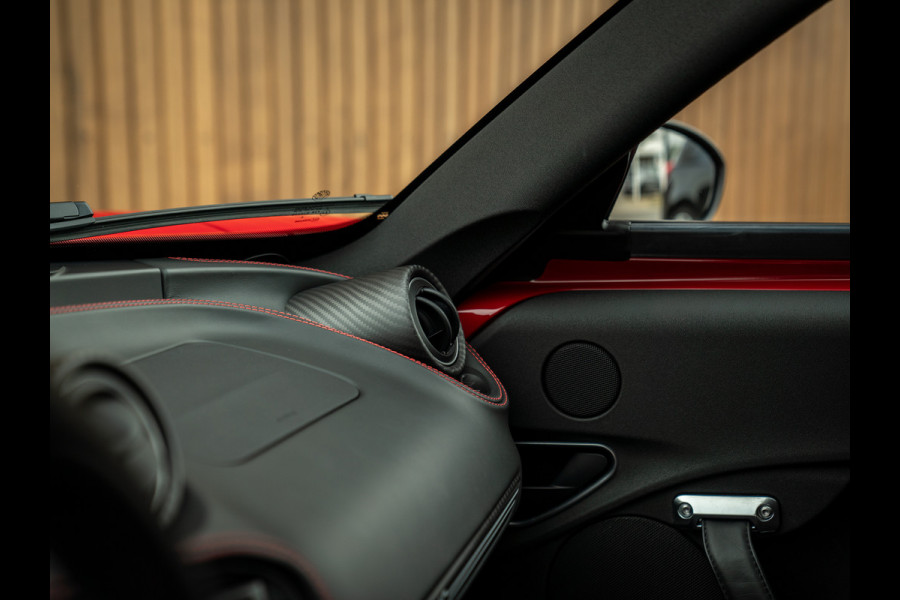 Alfa Romeo 4C 1750TBI TCT Edizione Speciale | nr. 062/100 | Akrapovic | Subliem! Alfa Romeo 4C 1750TBI TCT Edizione Speciale | nr. 062/100 | Akrapovic | Subliem!